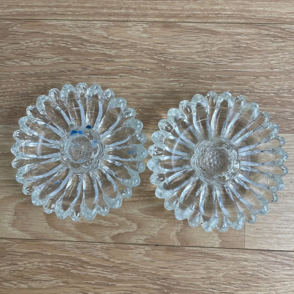 Unbranded vintage clear